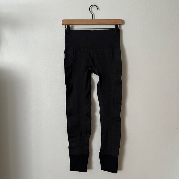 Lululemon Ebb To Street Pant Seamless Leggings Charcoal Gray Women's Size 4 - Picture 5 of 9